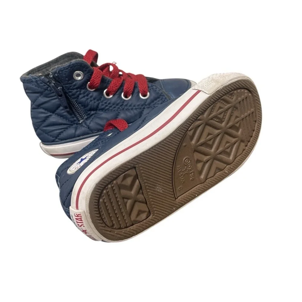 Converse‎ Chuck Taylor All Star Infant 6 Navy Blue Quilted Puffer High Top Zip